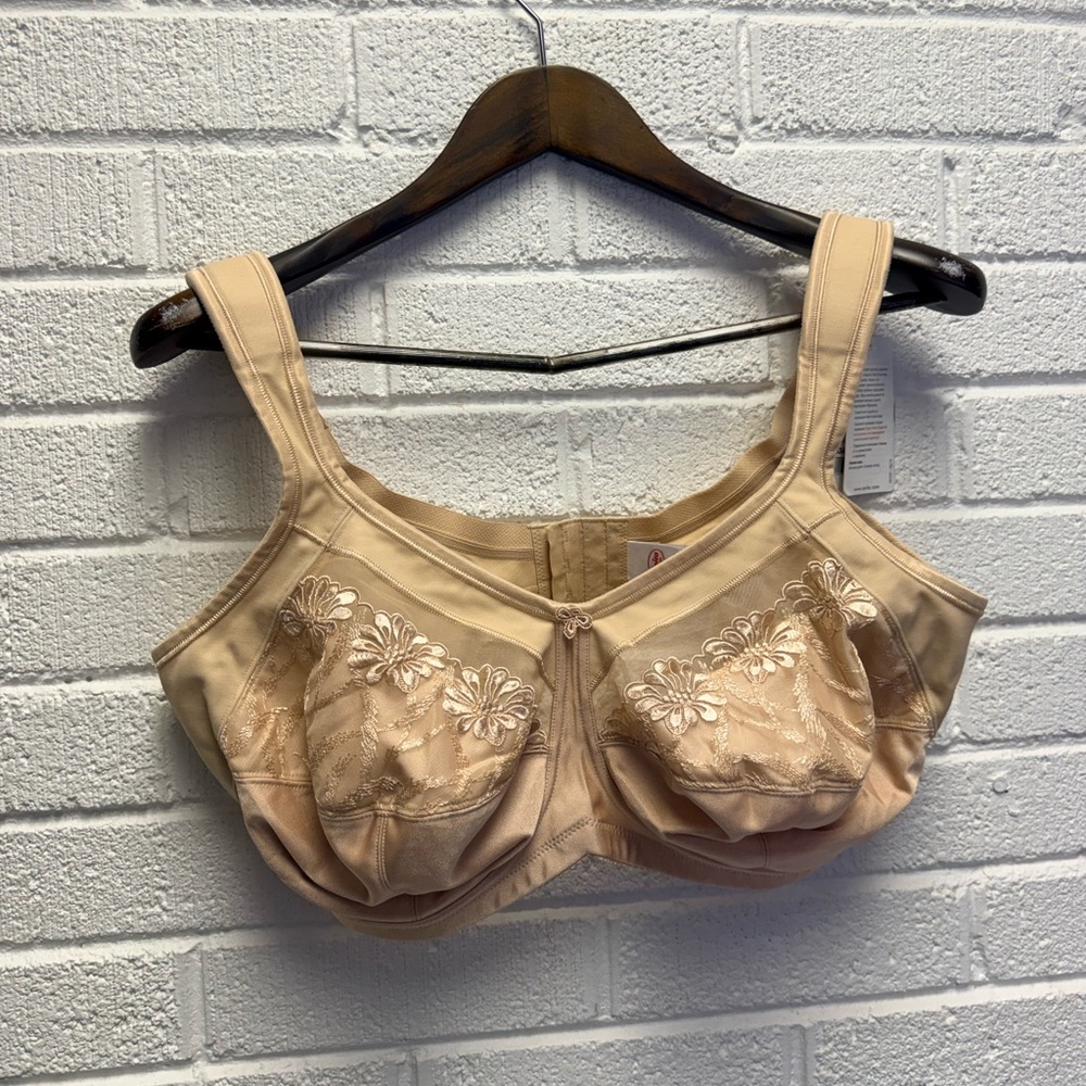 NBWT Anita Tan Floral Lace Bra